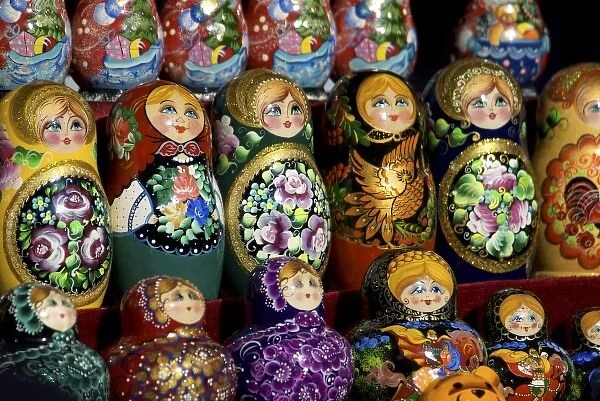 Russia, St. Petersburg, Matryoshka dolls at an outdoor market, RESTRICTED: Not available