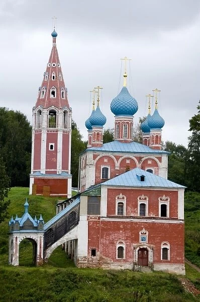 Russia, Views along the Volga River between Yaroslavl & Goritzy. Historic town of