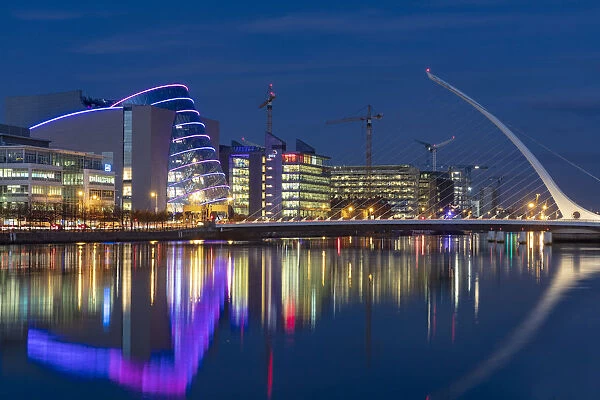 Samuel Beckett bridge at dusk over the River Liffey in downtown Dublin, Ireland