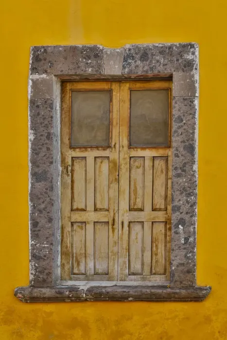 Framed Print : San Miguel De Allende, Mexico. Colorful buildings and windows Framed Print : San Miguel De Allende, Mexico. Colorful buildings and windows