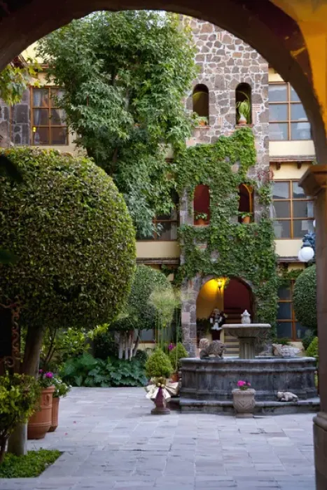 Framed Print : San Miguel de Allende, Mexico, Courtyard