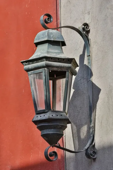 Framed Print : San Miguel De Allende, Mexico. Lantern and shadow on colorful buildings Framed Print : San Miguel De Allende, Mexico. Lantern and shadow on colorful buildings
