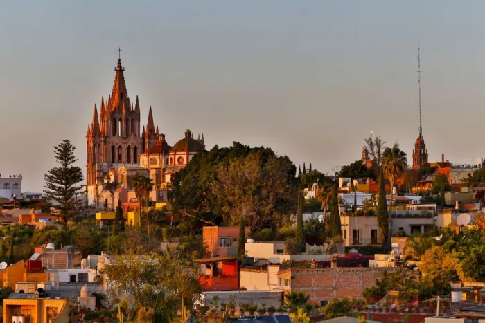 Framed Print : San Miguel De Allende, Mexico. Ornate Parroquia de San Miguel Archangel with city