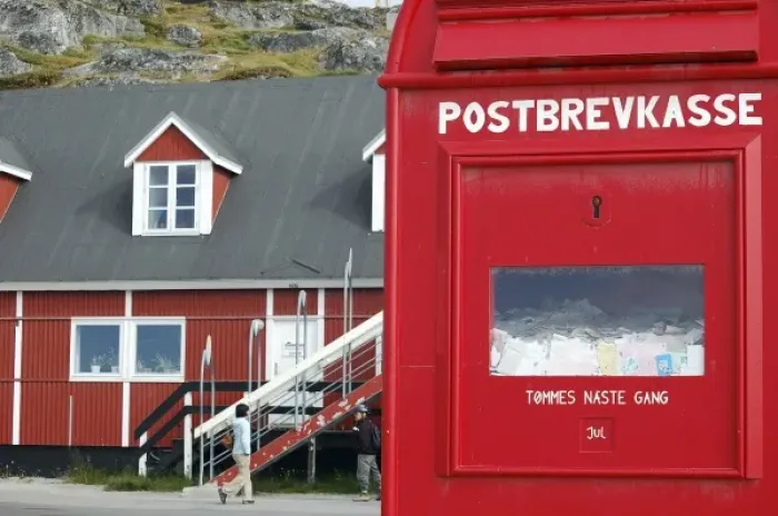 Framed Print : The Santa mailbox at Santa Claus Post House, Nuuk, Greenland Framed Print : The Santa mailbox at Santa Claus Post House, Nuuk, Greenland