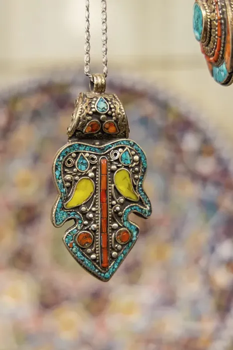 Framed Print : Saudi Arabia, Riyadh, Al-Dirah. Colorful jewelry at the Souq Al-Zal Framed Print : Saudi Arabia, Riyadh, Al-Dirah. Colorful jewelry at the Souq Al-Zal