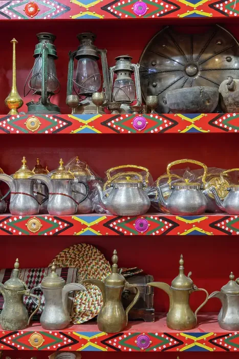 Framed Print : Saudi Arabia, Riyadh, Al-Dirah. Coffee and tea pots at the Souq Al-Zal. (Editorial Use Only) Framed Print : Saudi Arabia, Riyadh, Al-Dirah. Coffee and tea pots at the Souq Al-Zal. (Editorial Use Only)