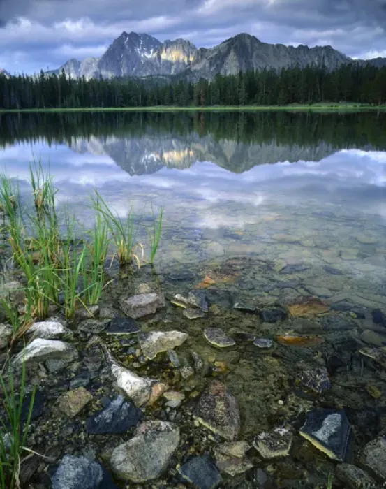Framed Print : SAWTOOTH NATIONAL RECREATION AREA, IDAHO. USA. Stones along shore of Frog Lake. Castle Framed Print : SAWTOOTH NATIONAL RECREATION AREA, IDAHO. USA. Stones along shore of Frog Lake. Castle