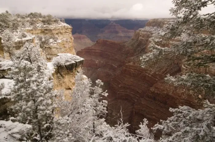Framed Print : Scenic snowy winter landscape along the south rim of the majestic Grand Canyon, Grand Framed Print : Scenic snowy winter landscape along the south rim of the majestic Grand Canyon, Grand