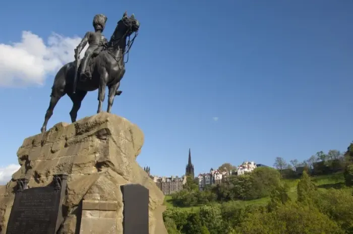 Framed Print : Scotland, Edinburgh, Princes Street. Royal Scots Greys Memorial to the Scottish soldiers