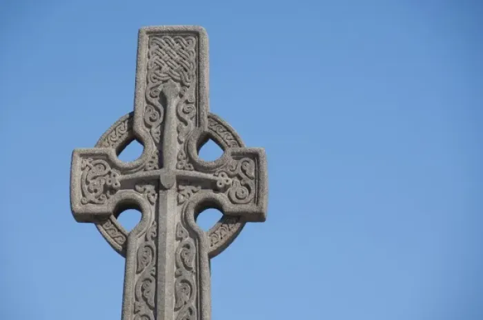 Framed Print : Scotland, Edinburgh. Traditional stone Celtic cross Framed Print : Scotland, Edinburgh. Traditional stone Celtic cross
