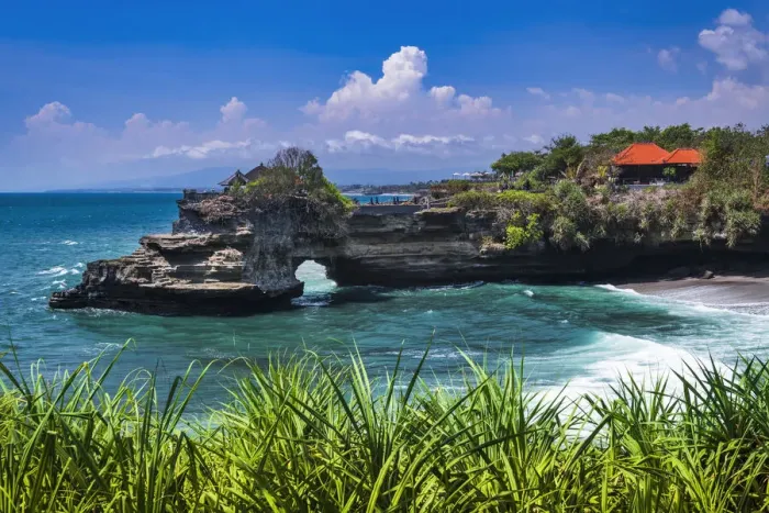 Framed Print : Sea arch at Tanah Lot Temple, Bali, Indonesia Framed Print : Sea arch at Tanah Lot Temple, Bali, Indonesia