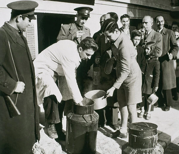 Second World War (1939-1945). The Allies spread food between Greek population with ration card