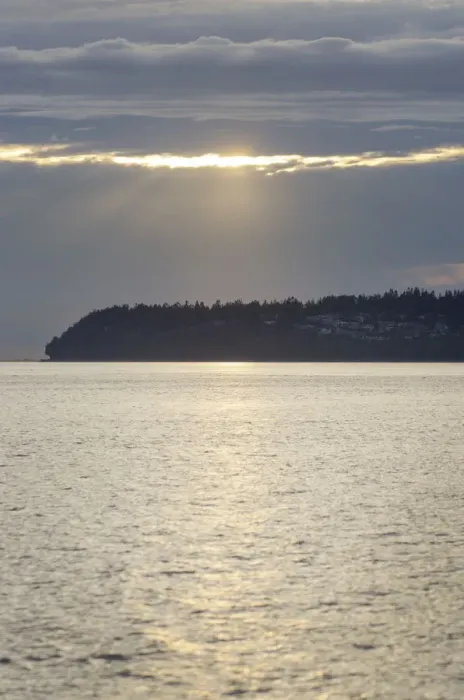 Framed Print : Semiahmoo Bay sunset, Blaine, Washington State Framed Print : Semiahmoo Bay sunset, Blaine, Washington State