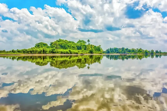 Framed Print : Sepik River, Papua New Guinea. Wide angle landscape view of the dense jungle and sandy banks reflected along the river Framed Print : Sepik River, Papua New Guinea. Wide angle landscape view of the dense jungle and sandy banks reflected along the river