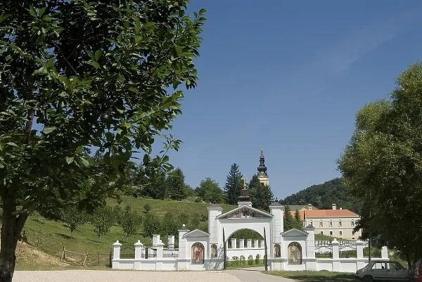 Serbia, Voivodina, Fruska Gora hills, Grgeteg monastery