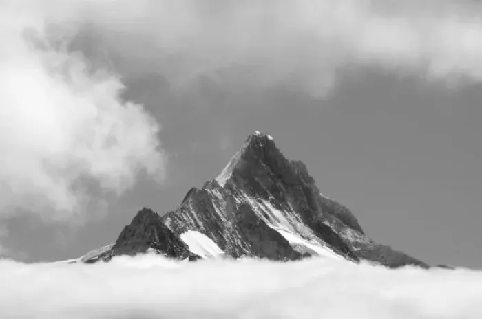 Framed Print : Shreckhorn summit, 3741 m. from Faulhorn, Bernese Alps, Switzerland Framed Print : Shreckhorn summit, 3741 m. from Faulhorn, Bernese Alps, Switzerland
