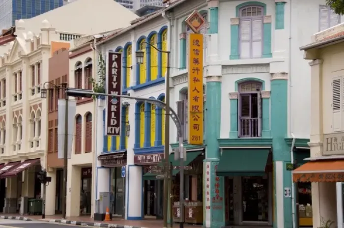 Framed Print : Singapore (Sanskrit for Lion City). Typical street views in Chinatown area