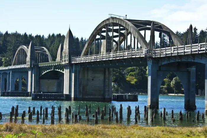 Framed Print : Siuslaw River Bridge, Siuslaw River, Florence, Oregon, USA Framed Print : Siuslaw River Bridge, Siuslaw River, Florence, Oregon, USA