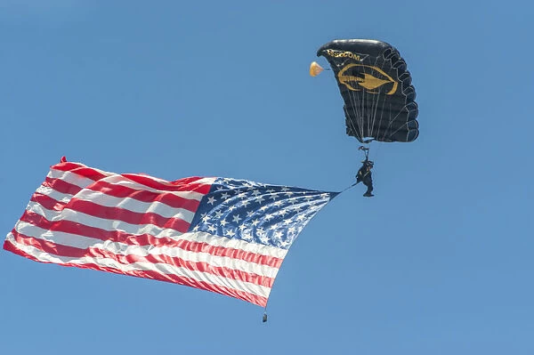 SkyFest, airshow, USSOCOM, army paratrooper, New Smyrna Beach, Florida, USA