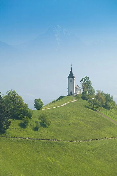 SLOVENIA-GORENJSKA-Jamnik: Church of St. Prim & Kamnik-Savinja Alps  /  Morning