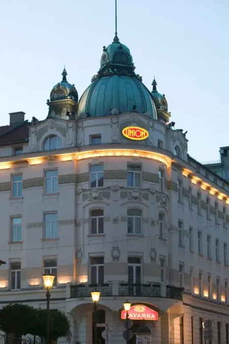 Framed Print : SLOVENIA-Ljubljana (Slovenian Capital): Detail of the Union Hotel / Evening Framed Print : SLOVENIA-Ljubljana (Slovenian Capital): Detail of the Union Hotel / Evening
