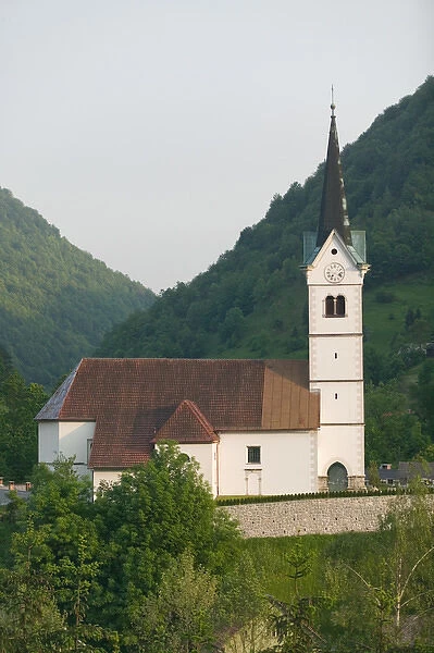 SLOVENIA-PRIMORSKA-Spodnja Idrija: Town Church  /  Late Afternoon