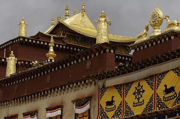 Songzhanling Monastery. Zhongdian. Deqin Tibetan Autonomous Prefecture. Yunnan Province