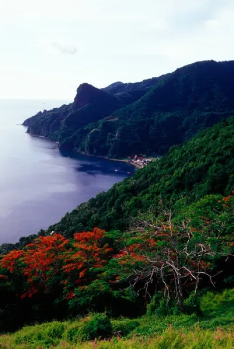 Framed Print : Soufriere, Soufriere Bay, Southern Coast, Dominica, Caribbean Framed Print : Soufriere, Soufriere Bay, Southern Coast, Dominica, Caribbean
