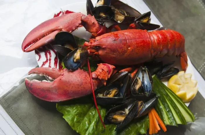 Framed Print : Souris, Prince Edward Island. Fresh lobster at the FIddlin Lobster restaurant