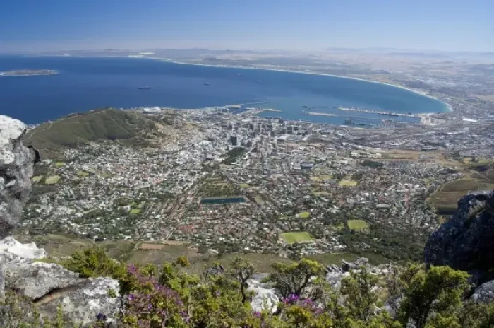 Framed Print : South Africa, Cape Town, Table Mountain. View of Cape Town and Table Bay from Framed Print : South Africa, Cape Town, Table Mountain. View of Cape Town and Table Bay from