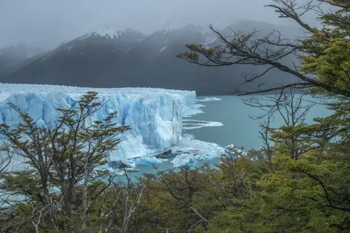 Framed Print : South America, Argentina, Patagonia, El Calafate. Glacial ice on Lake Argentina