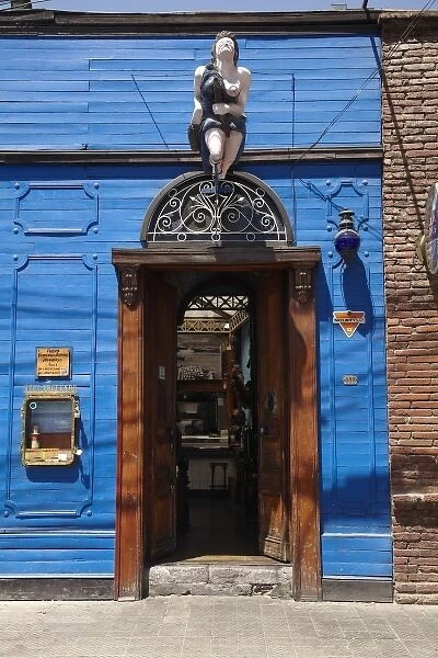 South America, Chile, Santiago, Azul Profundo Seafood Cafe and Restaurant, Bellavista