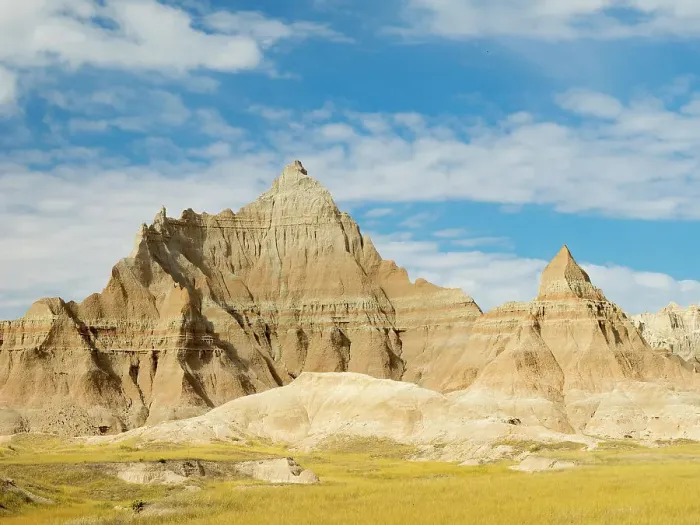 Framed Print : South Dakota, Badlands National Park. Mixed-grass Prairie and Badlands rock formations Framed Print : South Dakota, Badlands National Park. Mixed-grass Prairie and Badlands rock formations