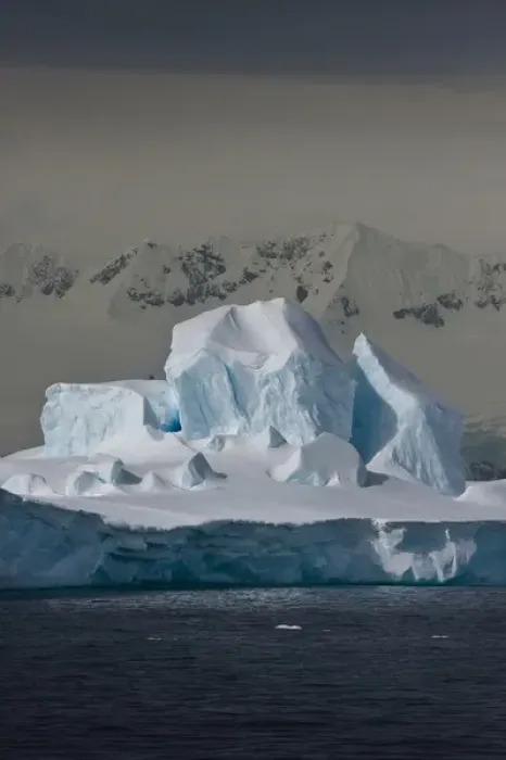 Framed Print : Southern Ocean, South Shetland Islands, Antarctica. Image of a blue Iceberg