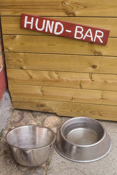 Southern Sweden, Ystad, Hund-Bar, water for dogs, dog bar