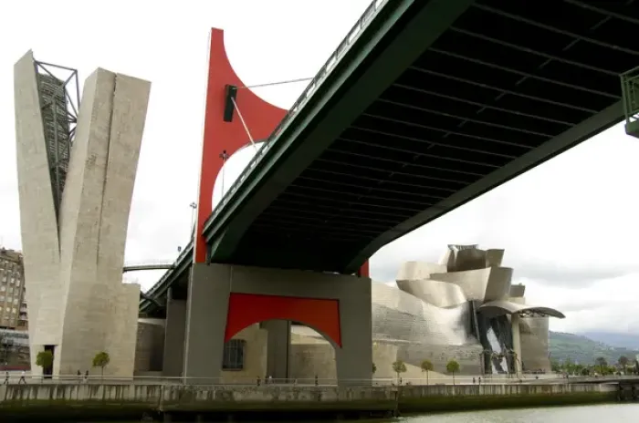Framed Print : Spain, Bilbao. Guggenheim Museum along the Nervion river