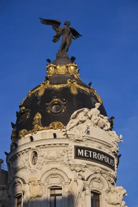 Framed Print : Spain, Madrid, Centro Area, Metropolitan Building, morning Framed Print : Spain, Madrid, Centro Area, Metropolitan Building, morning