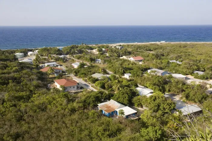 Framed Print : Spot Bay, Cayman Brac, Cayman Islands, Caribbean