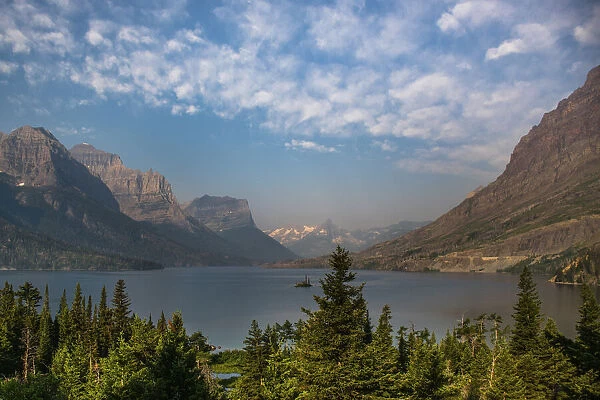 St. Mary Lake from Wild Goose Island Lookout, Glacier National Park, Montana, USA
