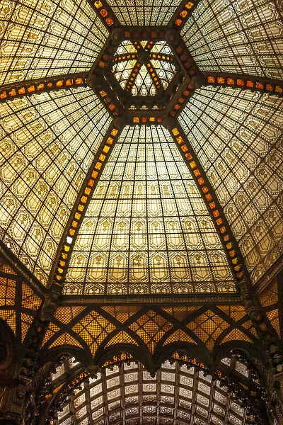 Stained glass ceiling inside Ferenciek Tere (Square of the Franciscans)