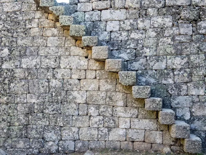 Framed Print : Stairs leading up to the Monsanto Castle (Castelo de Monsanto) in the historic village of Monsanto