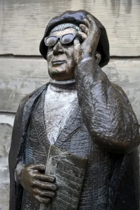 Framed Print : The statue of Evert Taube the Swedish composer and singer in Gamla Stan. Stockholm Framed Print : The statue of Evert Taube the Swedish composer and singer in Gamla Stan. Stockholm