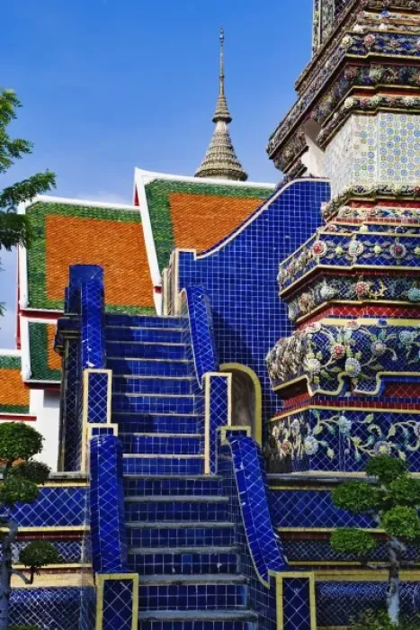 Framed Print : Steps leading up the Phra Si Sanphet Chedi, Bangkok, Thailand Framed Print : Steps leading up the Phra Si Sanphet Chedi, Bangkok, Thailand