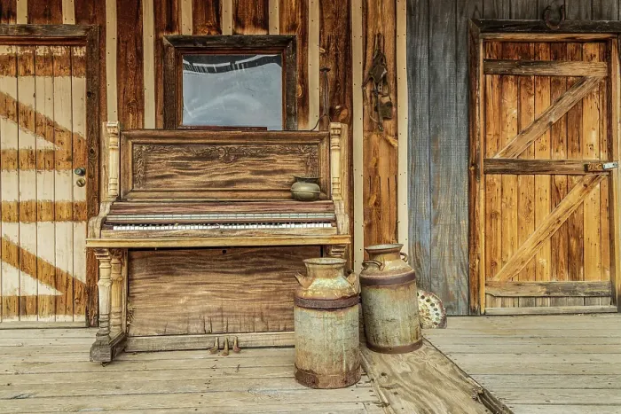 Framed Print : Still-life with decrepit piano in old town, Arizona, USA