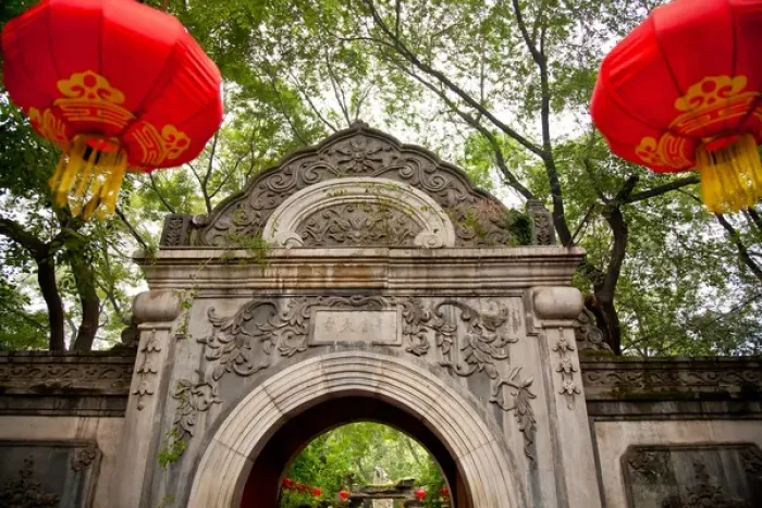 Framed Print : Stone Gate Garden Red Lanterns Prince Gongs Mansion, Beijing China