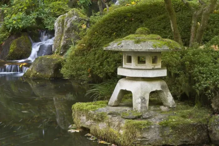 Framed Print : Stone lantern and Heavenly Falls, Portland Japanese Garden, Oregon Framed Print : Stone lantern and Heavenly Falls, Portland Japanese Garden, Oregon