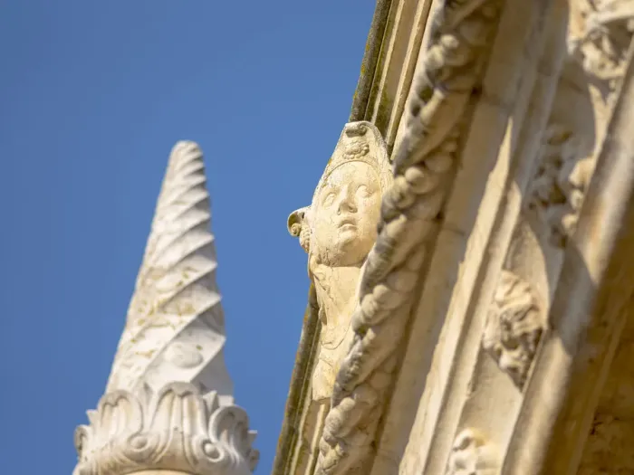 Framed Print : The two storied cloister, detail. Mosteiro dos Jeronimos (Jeronimos Monastery Framed Print : The two storied cloister, detail. Mosteiro dos Jeronimos (Jeronimos Monastery