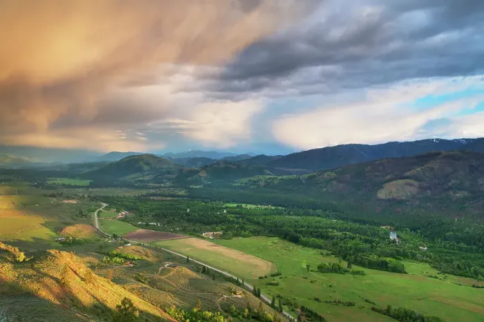 Framed Print : Storm clouds glowing from setting sun over Methow Valley, North Cascades, Washington State Framed Print : Storm clouds glowing from setting sun over Methow Valley, North Cascades, Washington State
