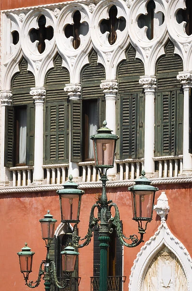 Street lamp and Venetian Gothic architecture at Palazzo Dandolo, Venice, Veneto, Italy