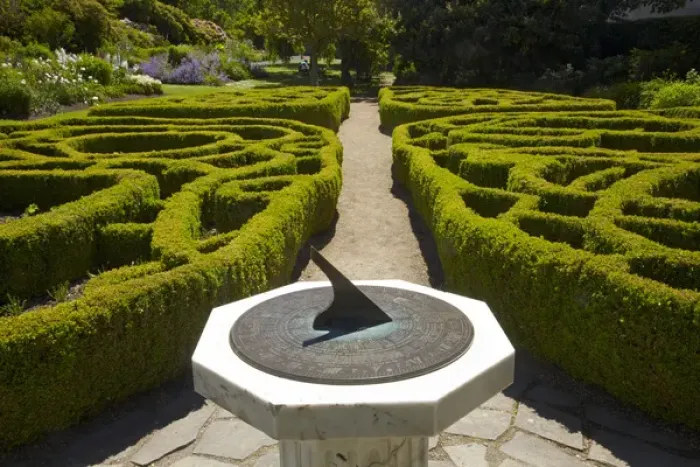 Framed Print : Sundial and Knot Garden, Botanic Gardens, Dunedin, Otago, South Island, New Zealand Framed Print : Sundial and Knot Garden, Botanic Gardens, Dunedin, Otago, South Island, New Zealand